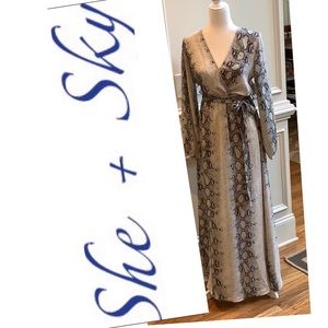 She + Sky Snake Print Maxi 🐍